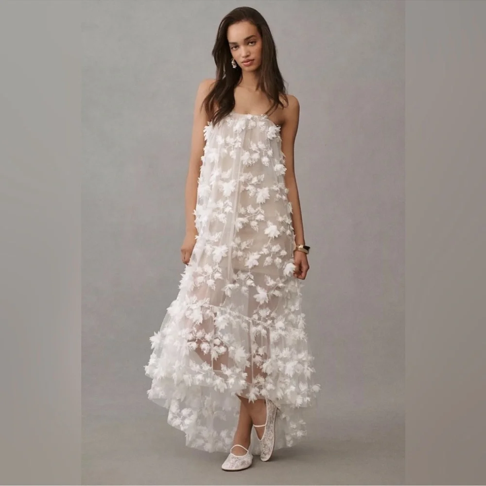 NWT Helsi Anthropologie Size XS Athena White Floral Strapless Midi Dress - Picture 1 of 11